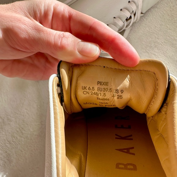 Ted Baker Sneakers- Piixie Trainers, US9 - Picture 5 of 5